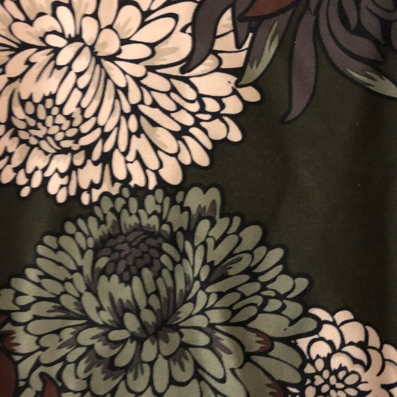 Olive green floral leggings - Picture 2 of 2